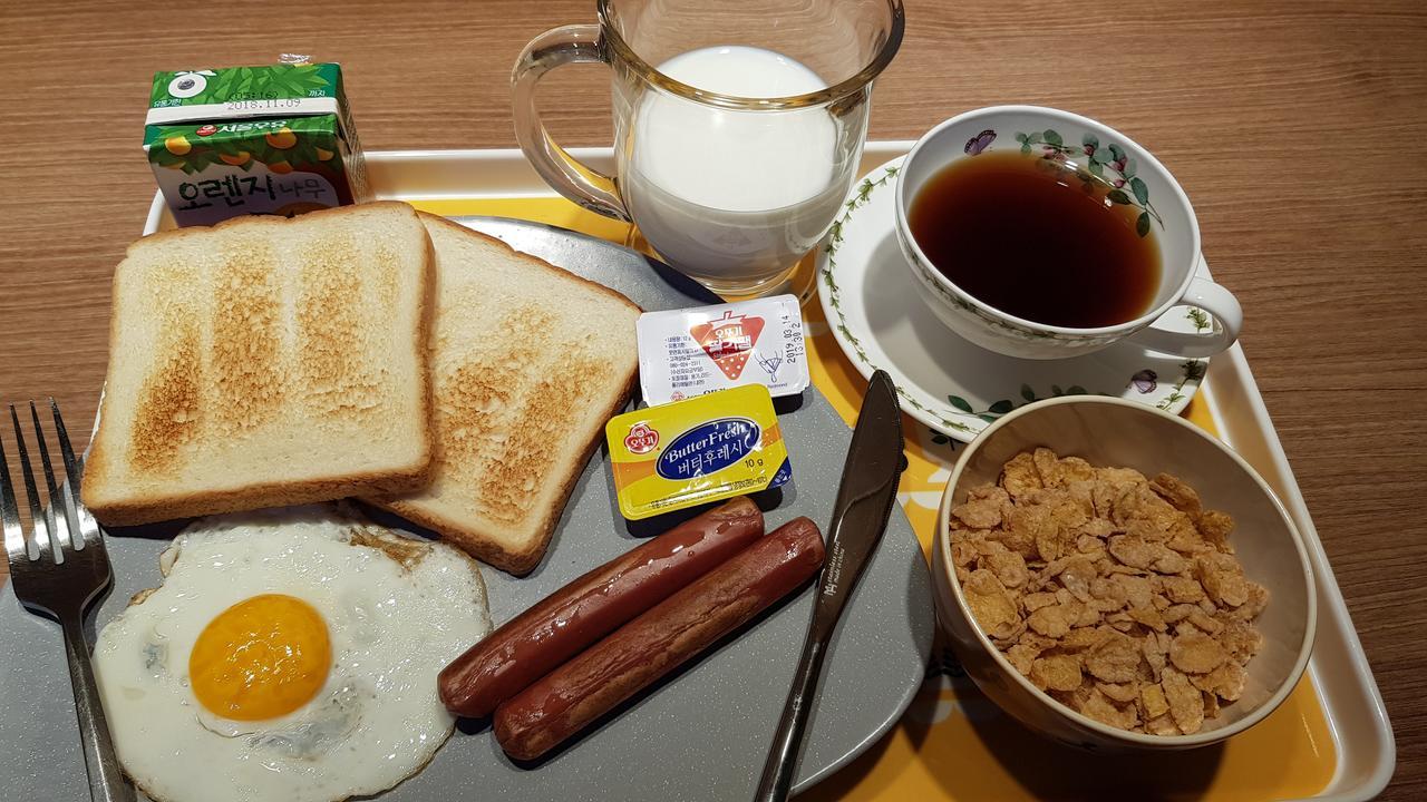 Mr. Comma Guesthouse Seoul Ngoại thất bức ảnh