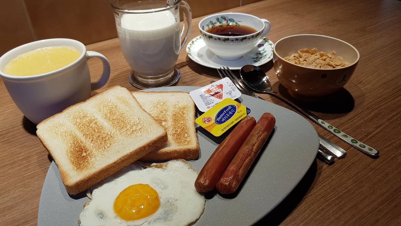 Mr. Comma Guesthouse Seoul Ngoại thất bức ảnh